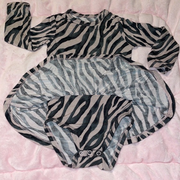 2 pc 6/12 & Headband Posh Peanut Koko Soft Pink Hues Zebra Twirl Dress LIKE NEW - Picture 9 of 13